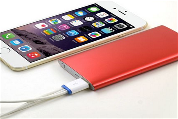 通信終端設備支撐下的小鳥共享充電寶 便捷與技術的融合